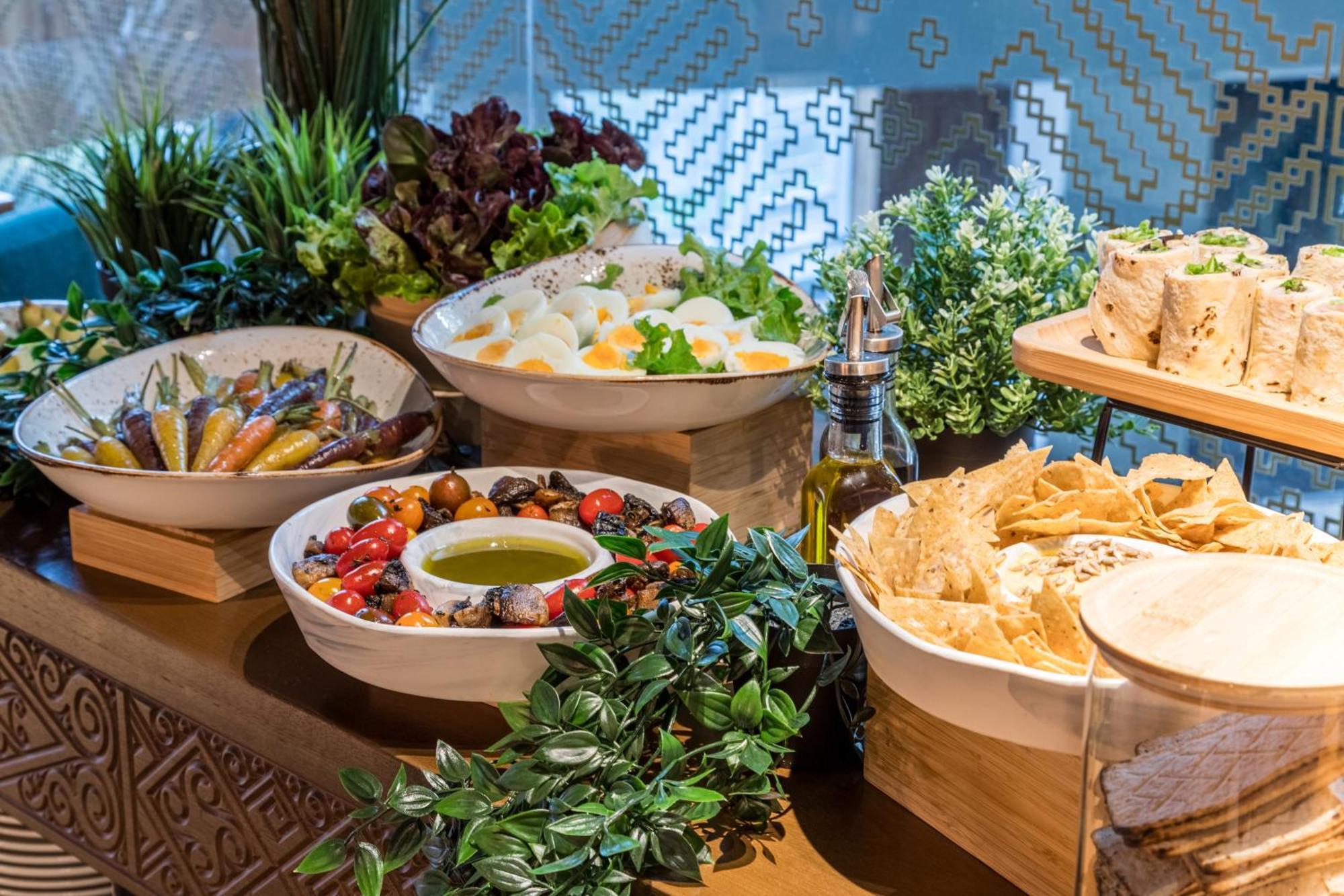 Sonesta Hotel Богота Екстер'єр фото A selection of Mediterranean cuisine